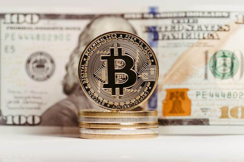비트코인(BTC), 달러(USD)